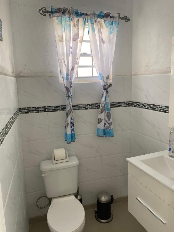 Lower Prince's Quarter Sky Blue Residence מראה חיצוני תמונה